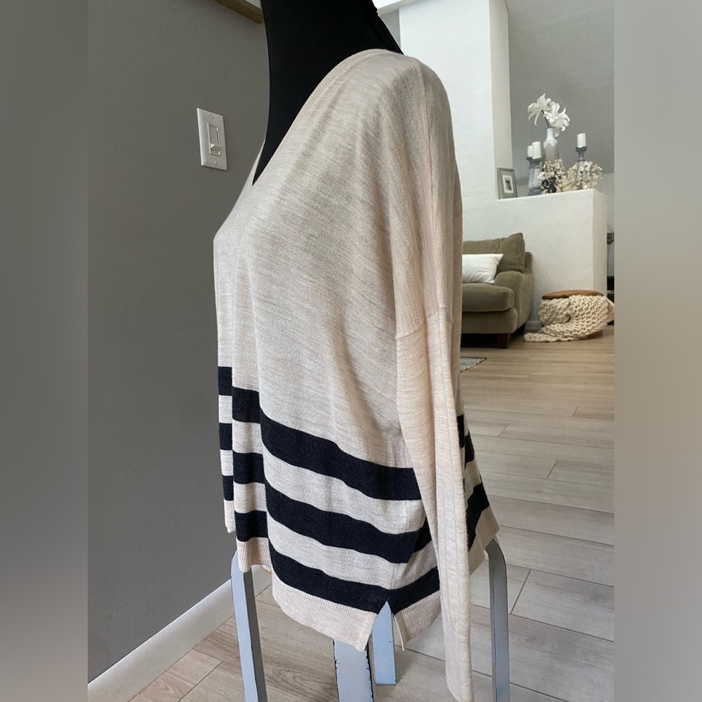 Ann Taylor Loft size small soft shirt